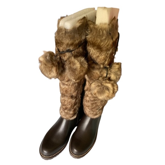 LANDSEND Women’s Lace Up Faux Fur Tall Leather Boots With Pom Poms, Zip Closure - Picture 7 of 13